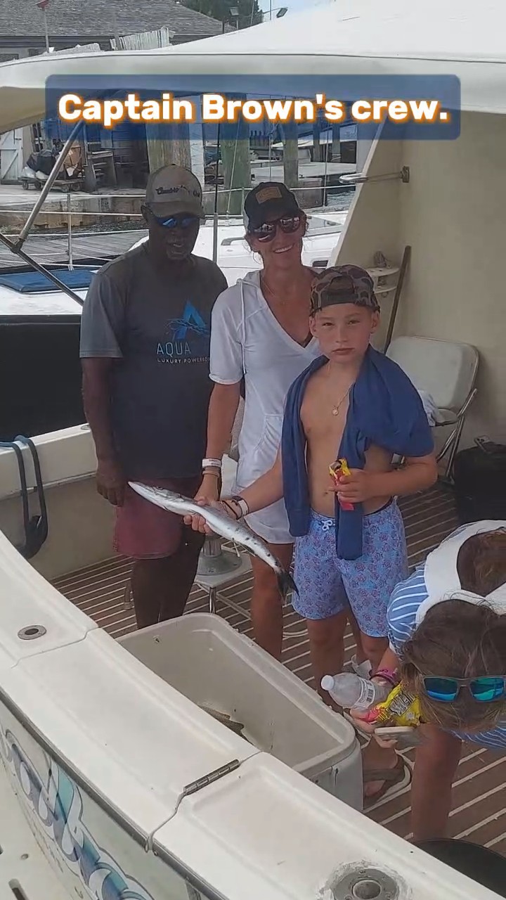 Mutton Fish Tours photo showing a family moment during a fishing trip